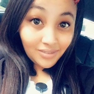 Meet your Posher, Angelica